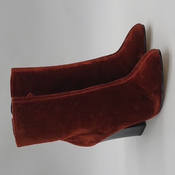 702- ZARA Burgundy Velvet Ankle Boots | Chunky Heel | Size 5.5NWT - Picture 2 of 9